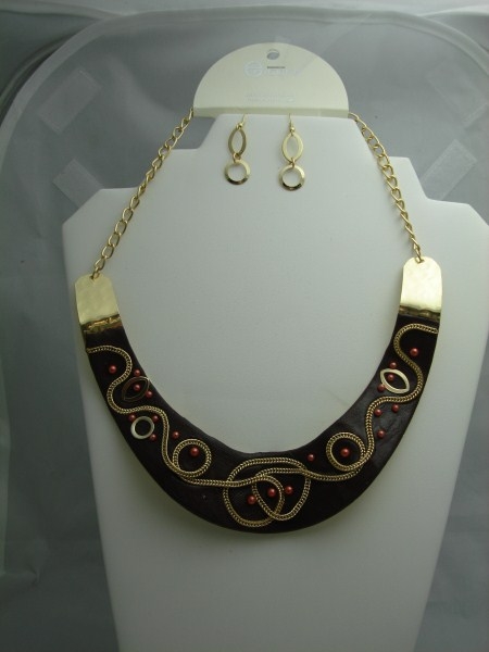 Chunky Necklace Set in Black